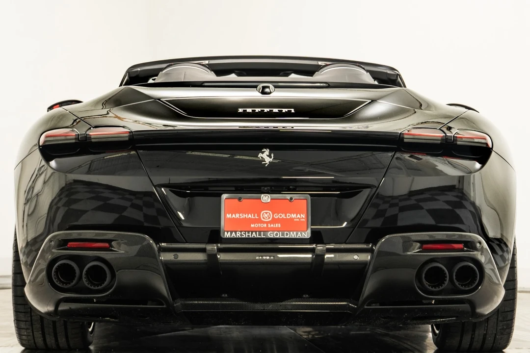2024 Ferrari Roma Spider - Image 8 of 12