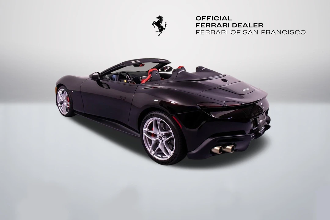 2024 Ferrari Roma Spider - Image 8 of 31