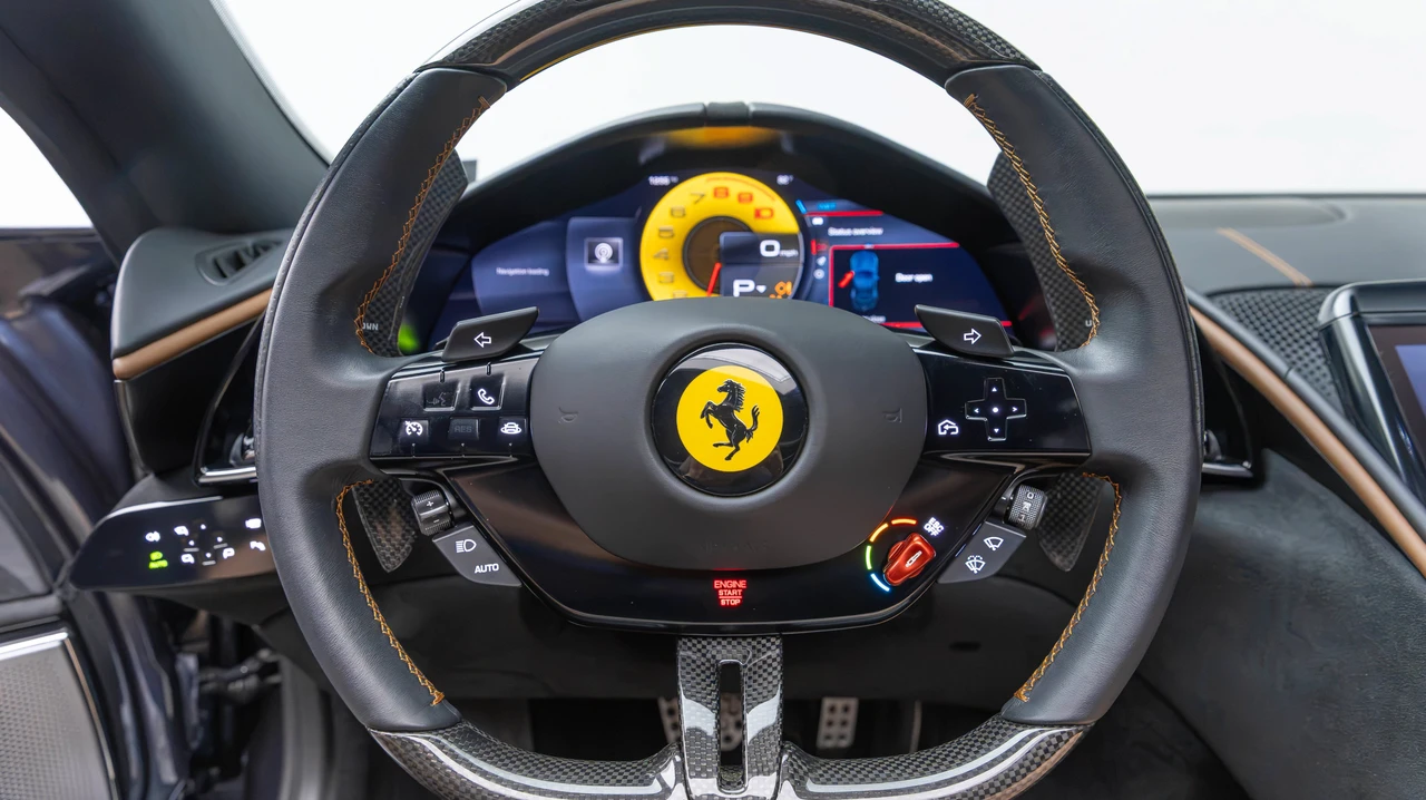 2024 Ferrari Roma Spider - Image 14 of 31