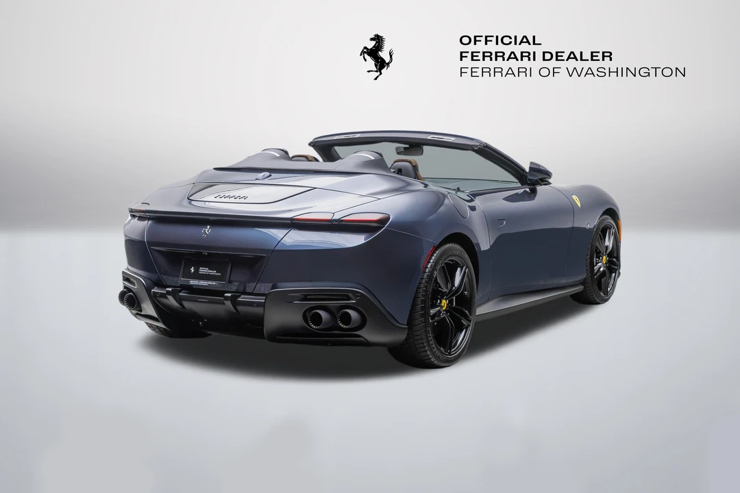 2024 Ferrari Roma Spider - Image 7 of 31