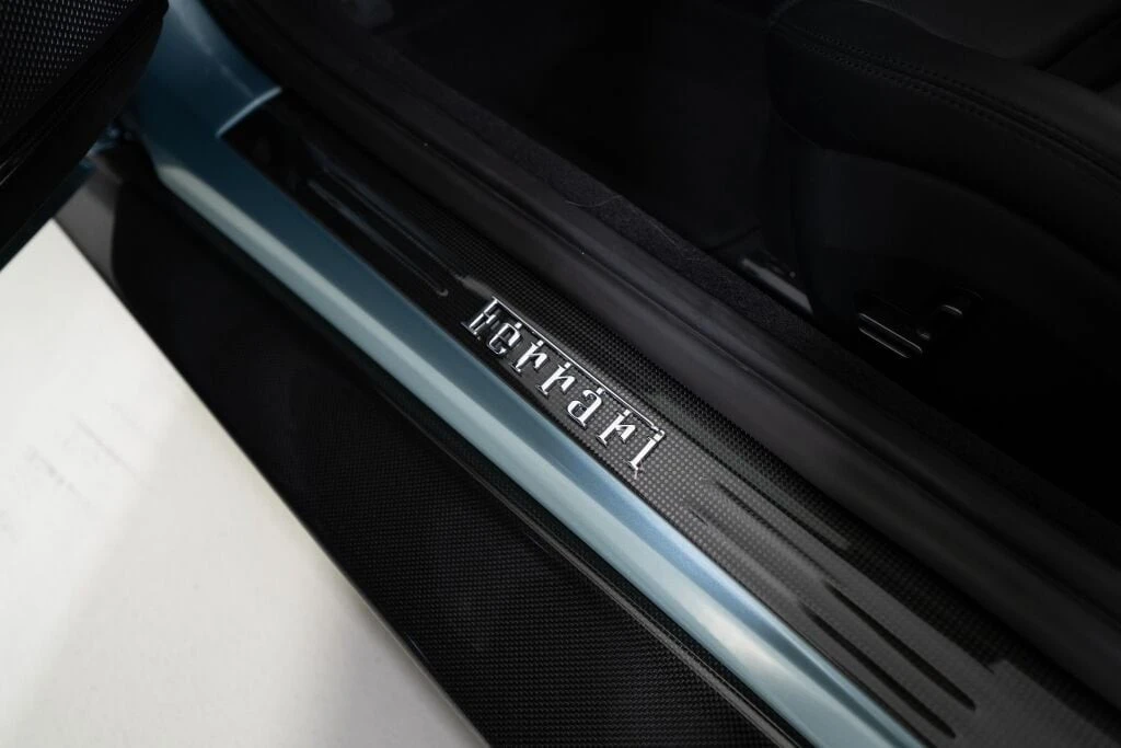 2024 Ferrari Roma Spider - Image 23 of 31