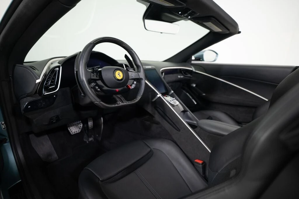 2024 Ferrari Roma Spider - Image 11 of 31