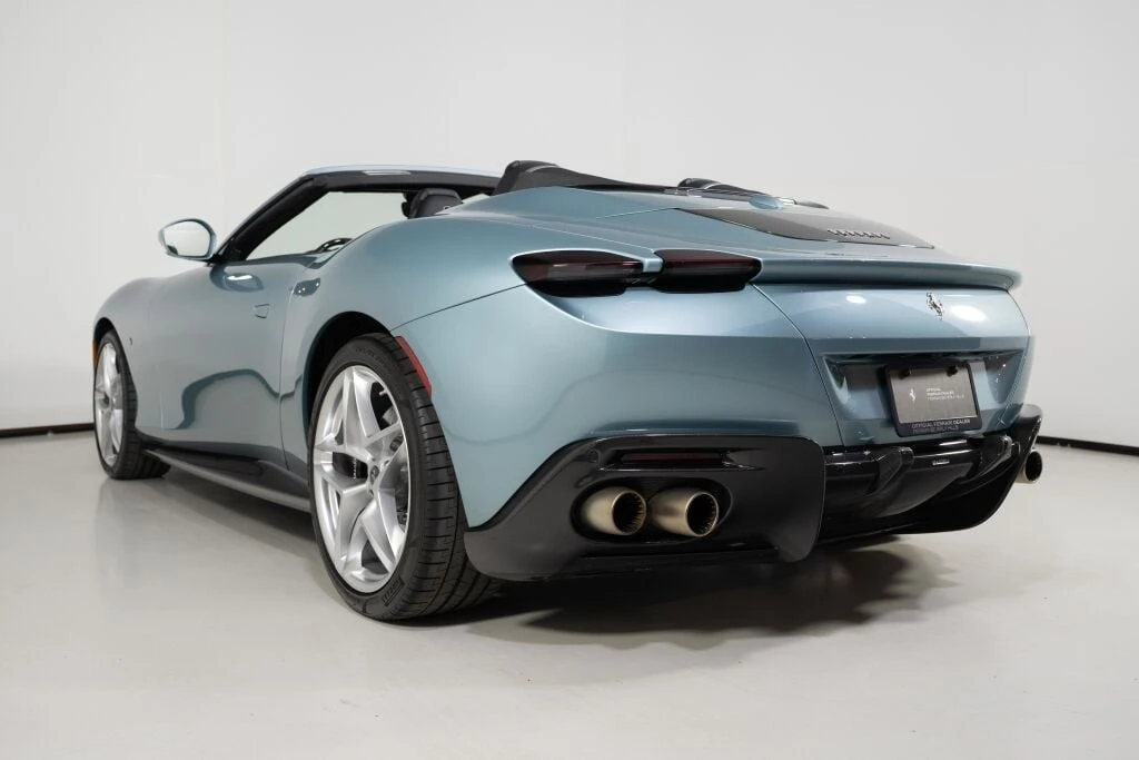 2024 Ferrari Roma Spider - Image 4 of 31