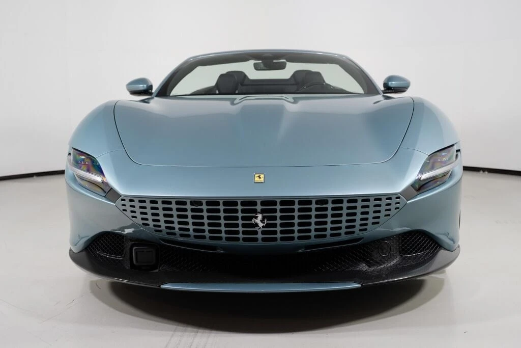 2024 Ferrari Roma Spider - Image 2 of 31