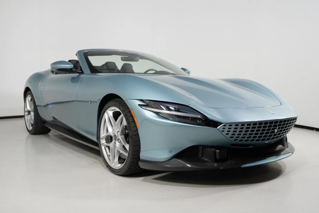 2024 Ferrari Roma Spider - Image 3 of 31