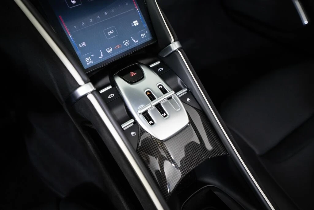 2024 Ferrari Roma Spider - Image 30 of 31