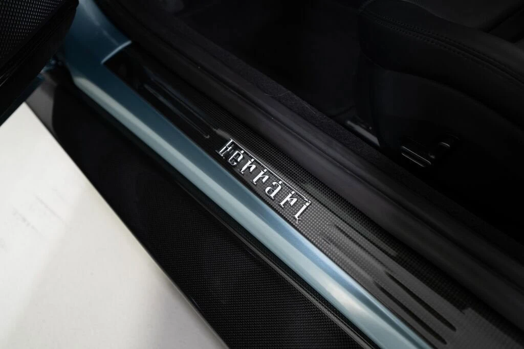 2024 Ferrari Roma Spider - Image 23 of 31