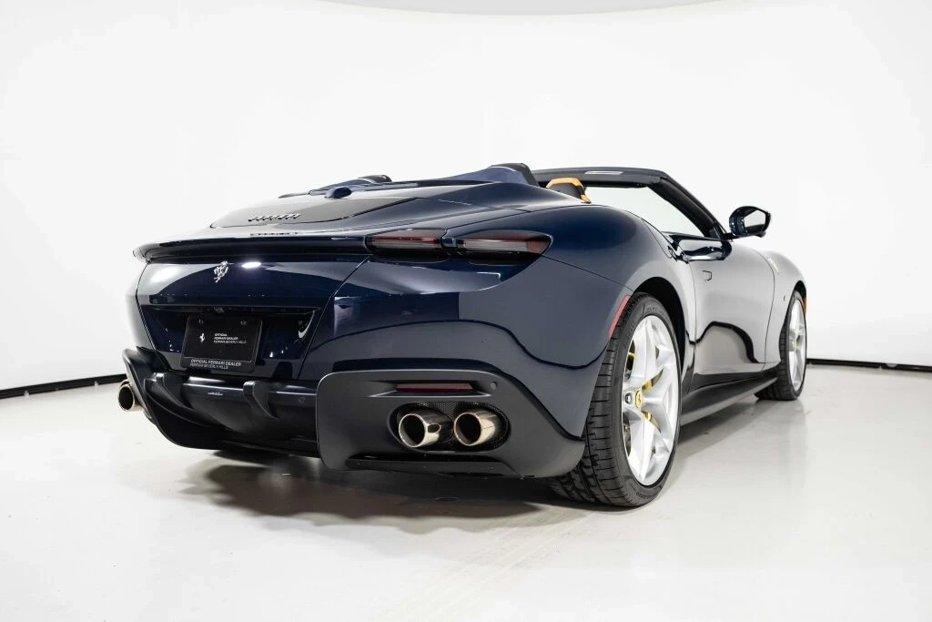 2024 Ferrari Roma Spider - Image 16 of 21