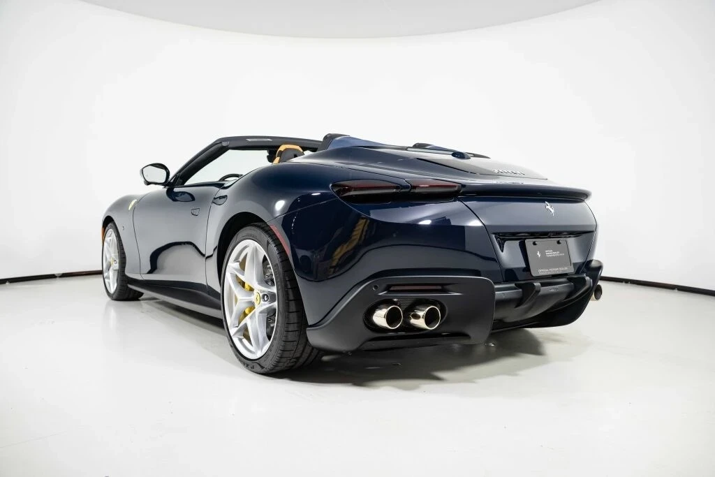 2024 Ferrari Roma Spider - Image 7 of 21
