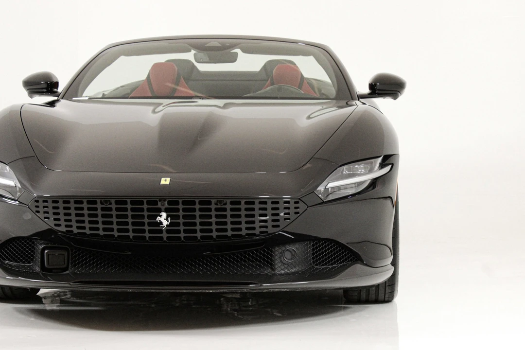 2024 Ferrari Roma Spider - Image 22 of 31