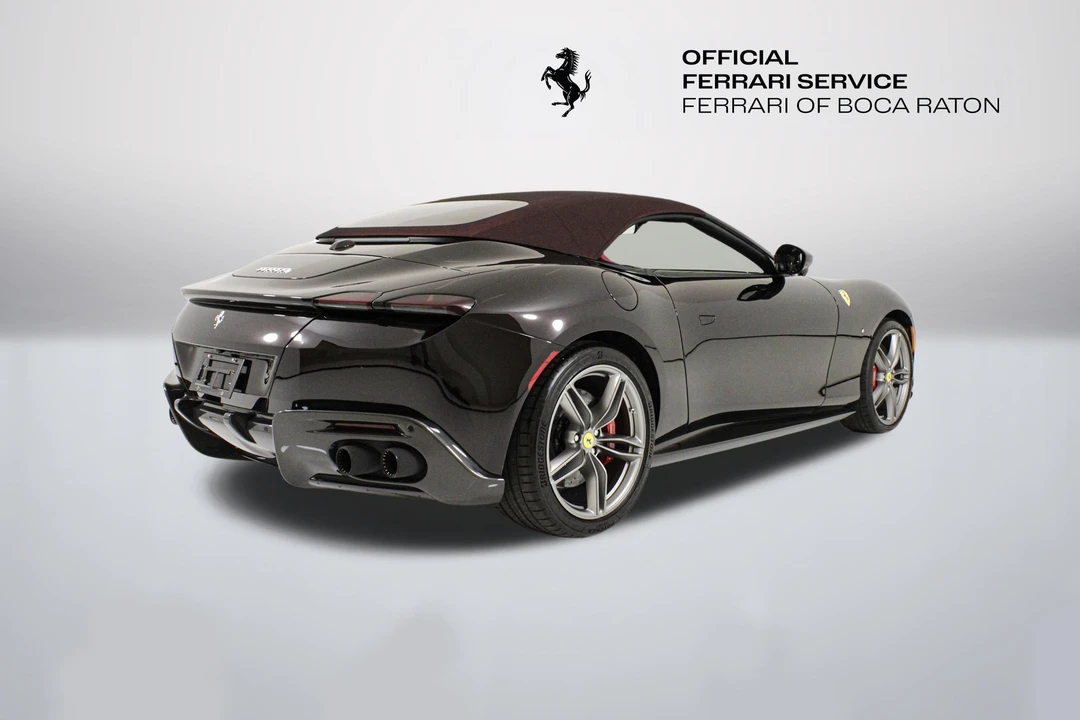 2024 Ferrari Roma Spider - Image 10 of 31