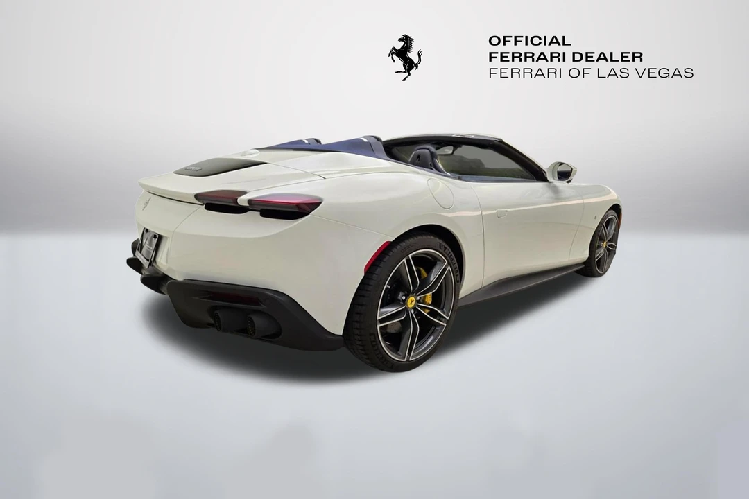 2024 Ferrari Roma Spider - Image 9 of 31