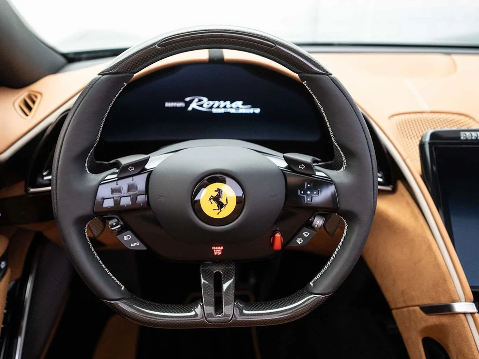 2024 Ferrari Roma Spider - Image 18 of 31