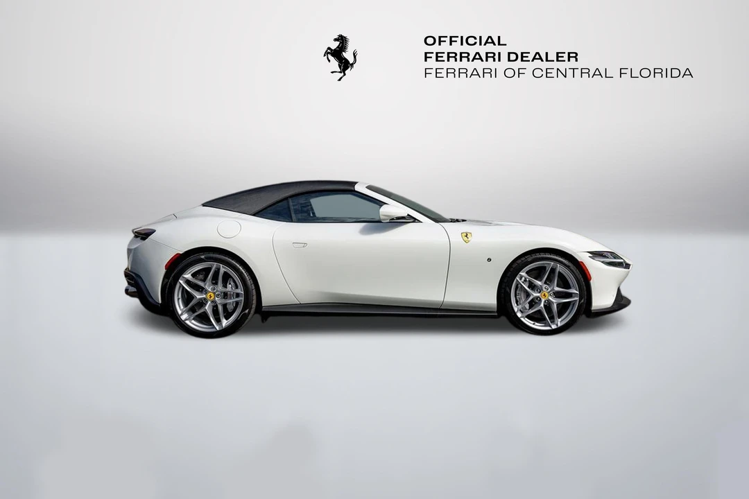 2024 Ferrari Roma Spider - Image 7 of 31