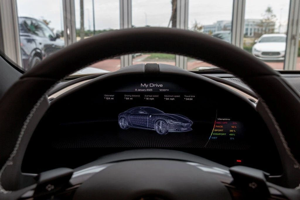 2024 Ferrari Roma Spider - Image 24 of 31