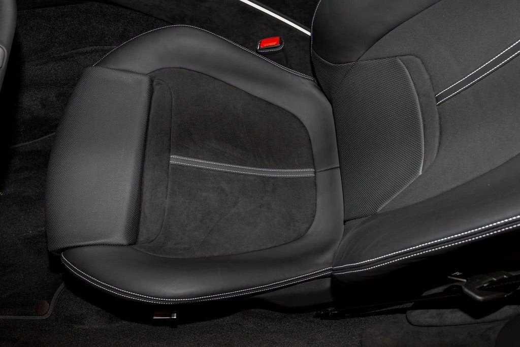 2024 Ferrari Roma Spider - Image 10 of 31
