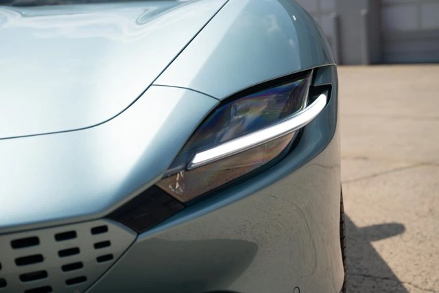 2024 Ferrari Roma Spider - Image 17 of 31