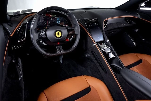 2024 Ferrari Roma Spider - Image 5 of 31