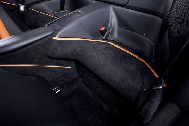 2024 Ferrari Roma Spider - Image 26 of 31
