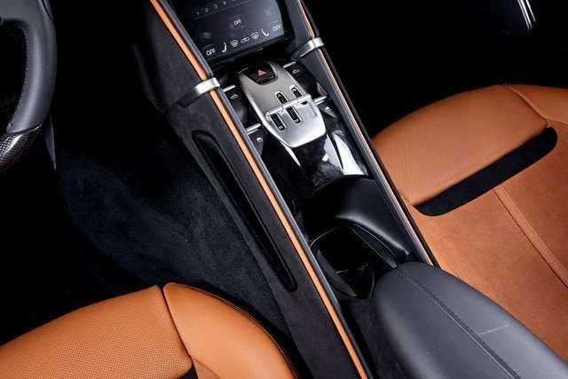 2024 Ferrari Roma Spider - Image 31 of 31