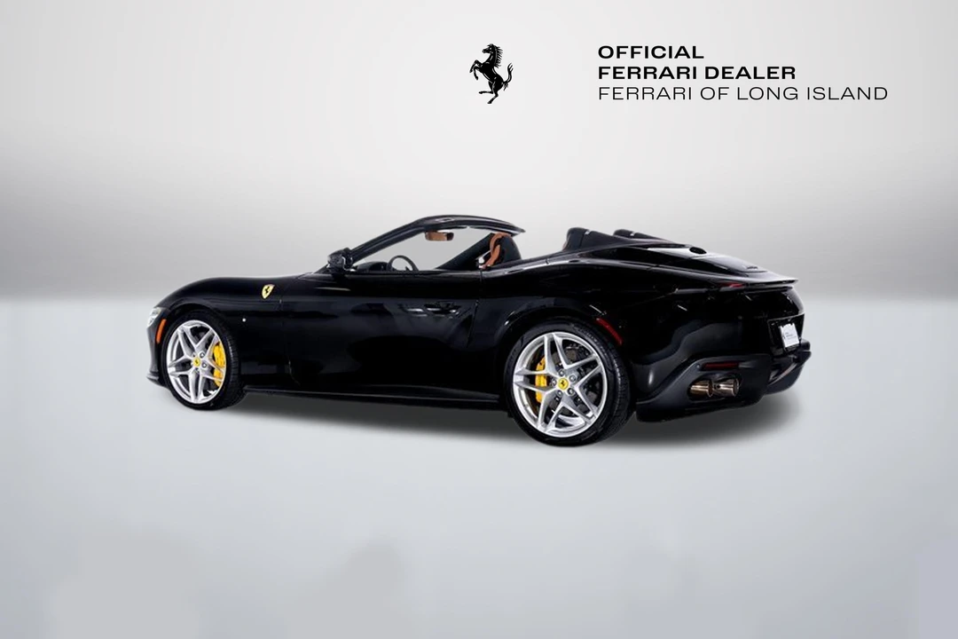 2024 Ferrari Roma Spider - Image 7 of 31