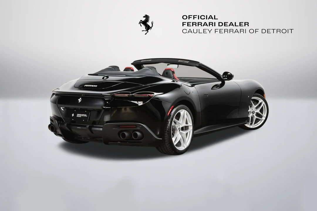 2024 Ferrari Roma Spider - Image 12 of 31