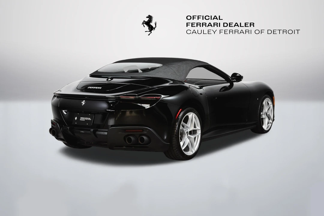 2024 Ferrari Roma Spider - Image 17 of 31