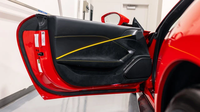 2024 Ferrari Roma Spider - Image 11 of 16