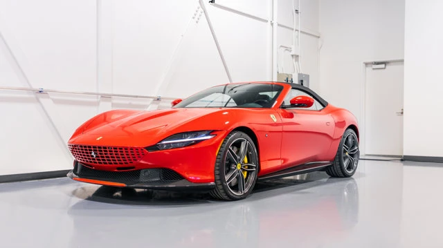 2024 Ferrari Roma Spider - Image 2 of 16