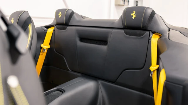 2024 Ferrari Roma Spider - Image 10 of 16