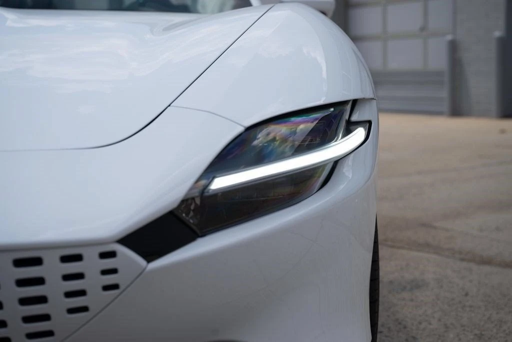 2024 Ferrari Roma Spider - Image 18 of 31