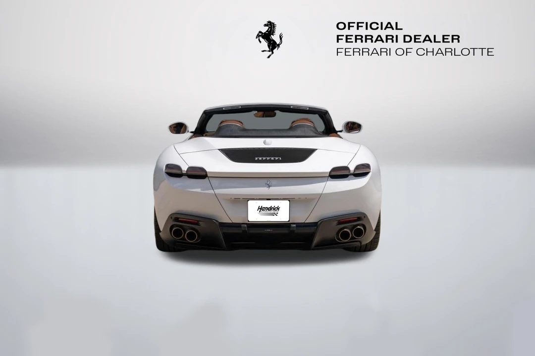 2024 Ferrari Roma Spider - Image 10 of 31