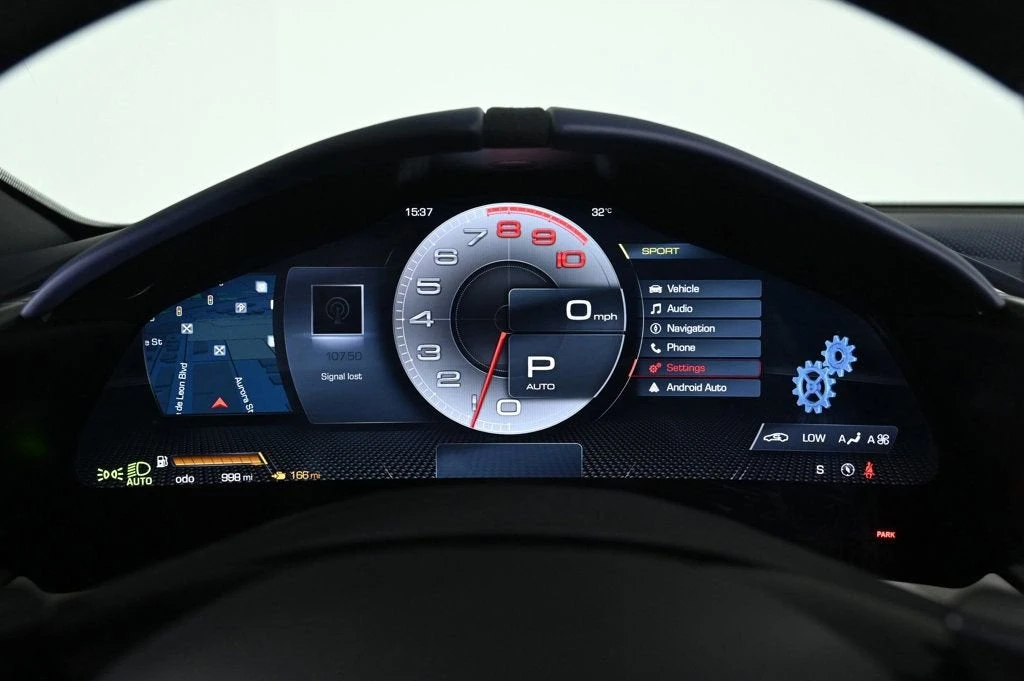 2024 Ferrari Roma Spider - Image 15 of 31