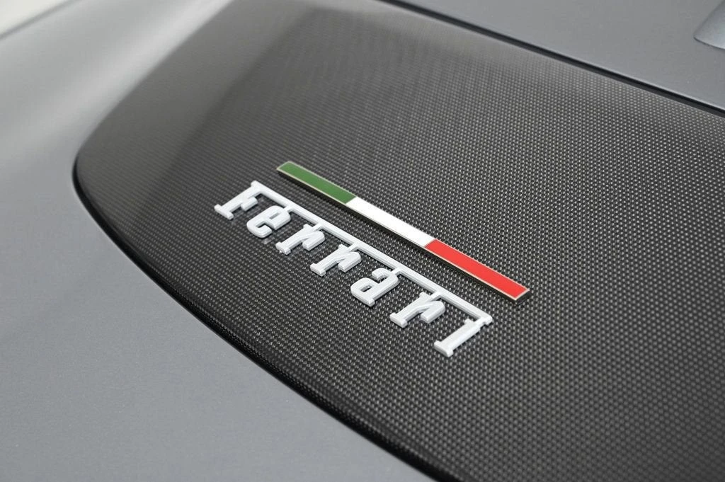 2024 Ferrari Roma Spider - Image 26 of 31