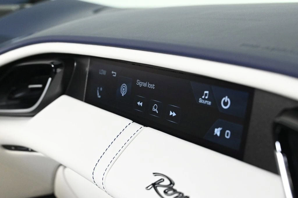 2024 Ferrari Roma Spider - Image 24 of 31
