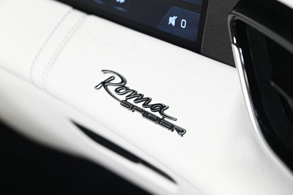 2024 Ferrari Roma Spider - Image 20 of 31