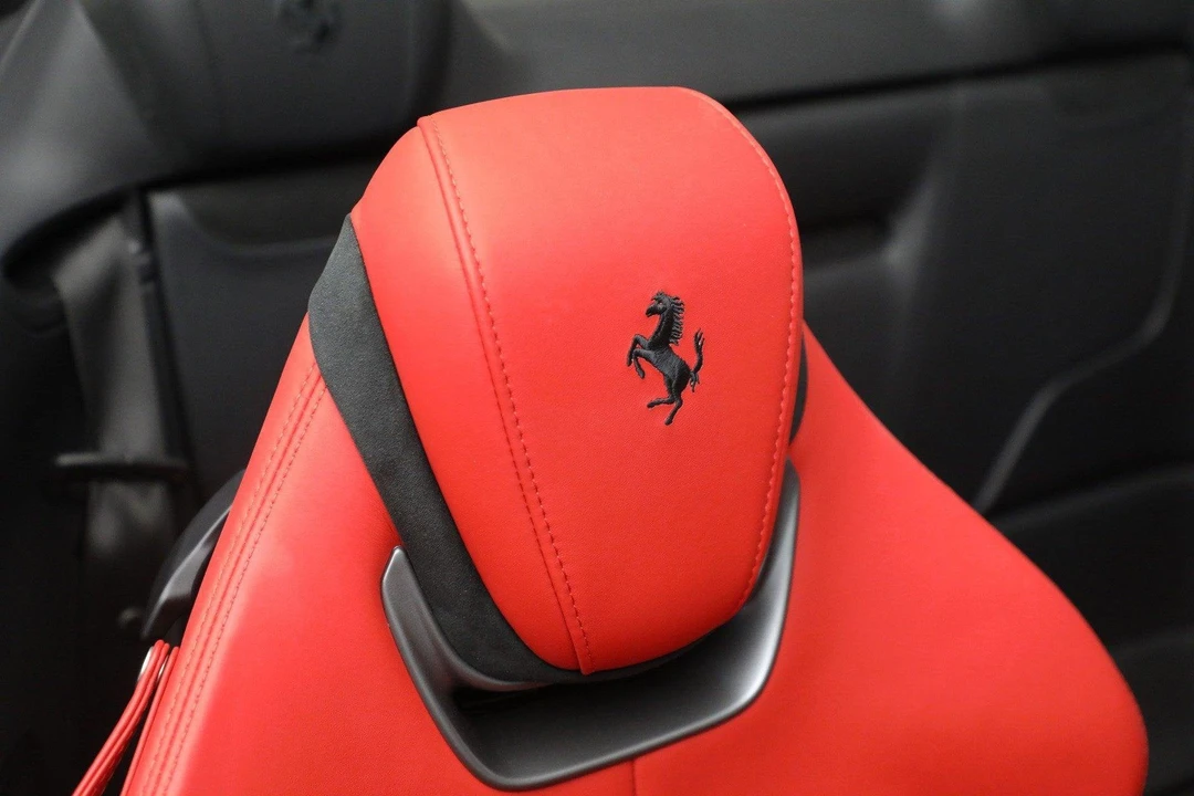 2024 Ferrari Roma Spider - Image 21 of 29