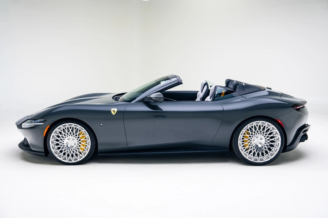 2024 Ferrari Roma Spider - Image 14 of 21