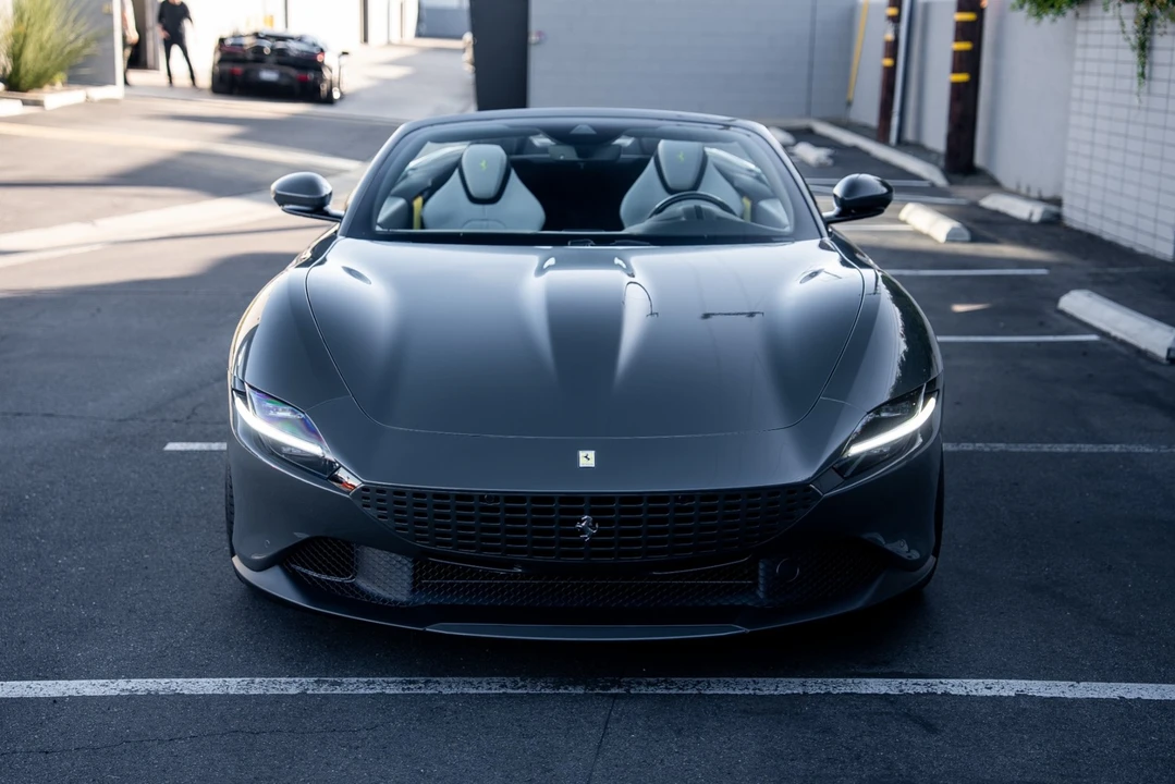 2024 Ferrari Roma Spider - Image 14 of 21