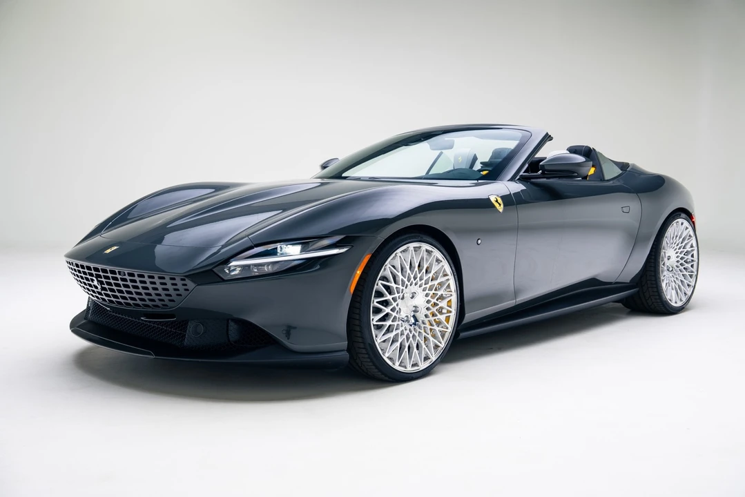 2024 Ferrari Roma Spider - Image 7 of 21