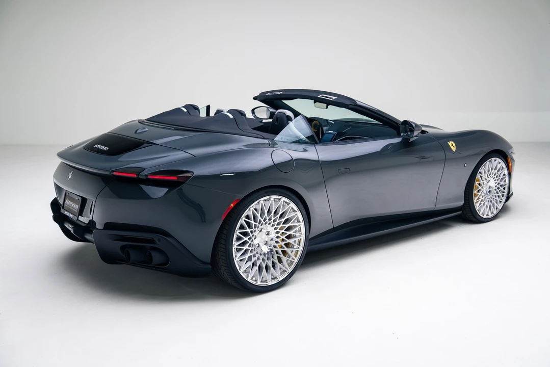 2024 Ferrari Roma Spider - Image 5 of 21
