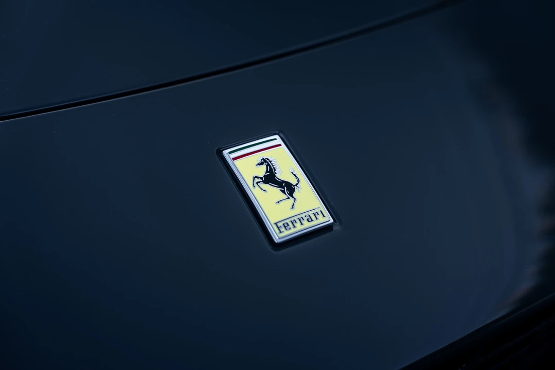 2024 Ferrari Roma Spider - Image 13 of 21