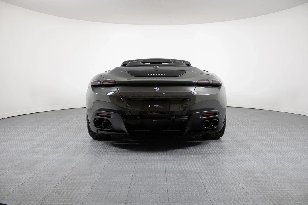 2024 Ferrari Roma Spider - Image 9 of 12