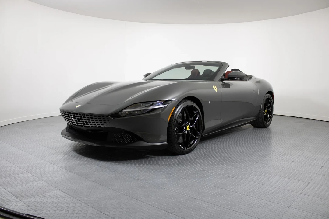 2024 Ferrari Roma Spider - Image 6 of 12