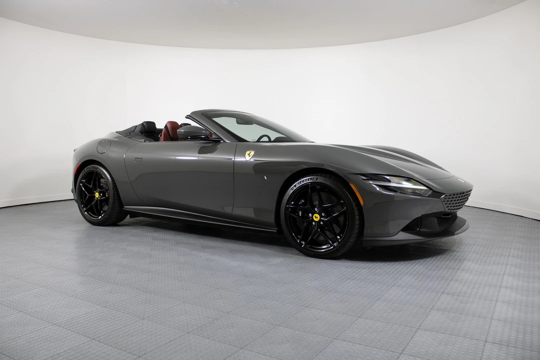 2024 Ferrari Roma Spider - Image 8 of 12