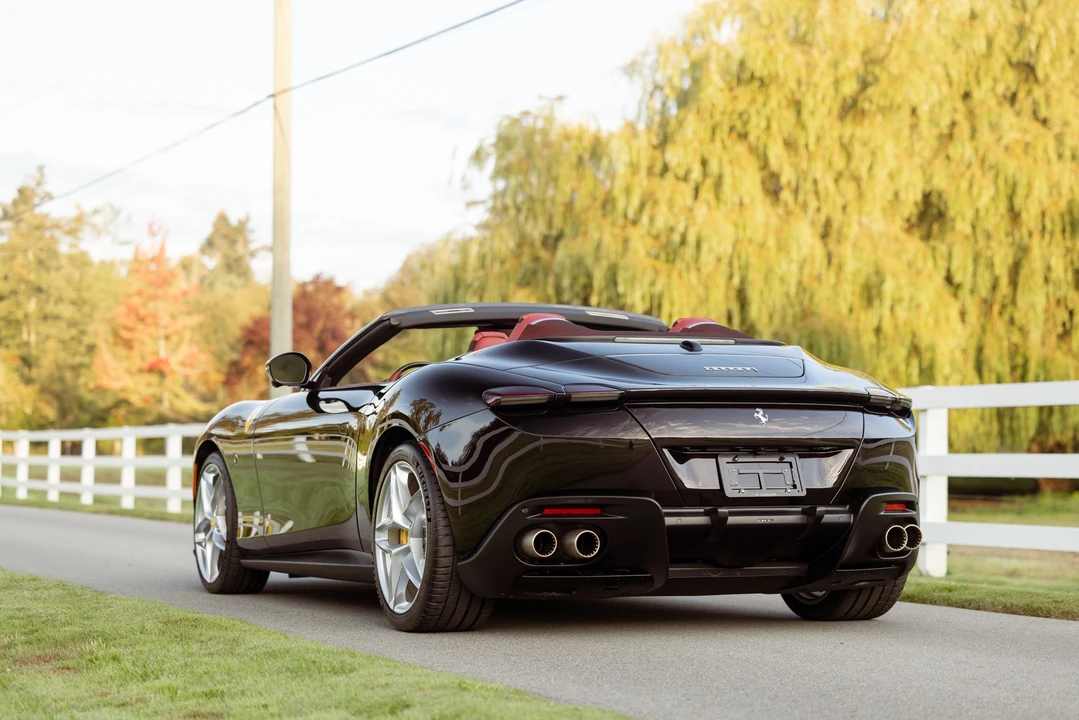 2024 Ferrari Roma Spider - Image 14 of 31