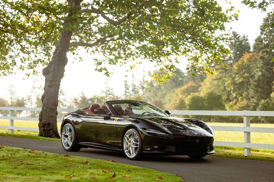 2024 Ferrari Roma Spider - Image 22 of 31