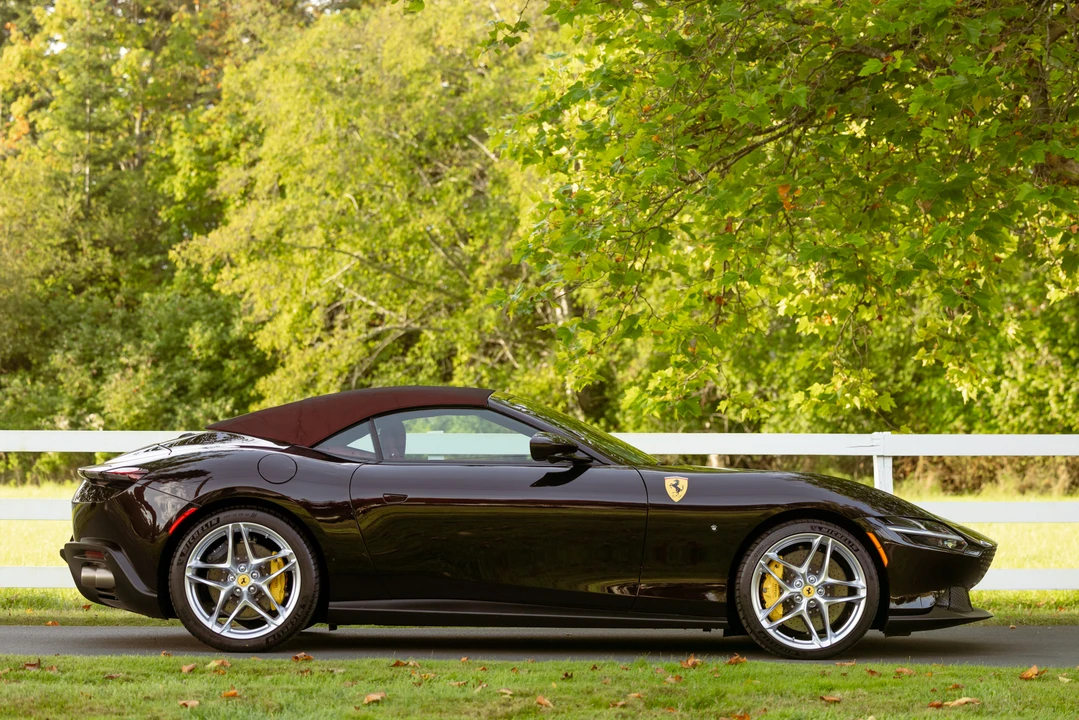 2024 Ferrari Roma Spider - Image 31 of 31