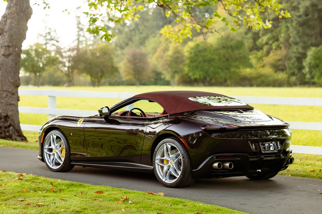 2024 Ferrari Roma Spider - Image 30 of 31
