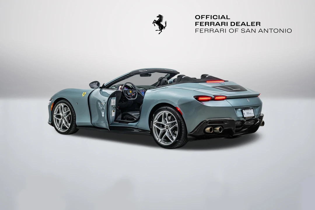 2024 Ferrari Roma Spider - Image 2 of 31
